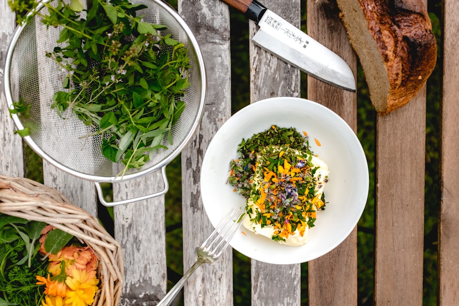 The Benefits of Fresh Herbs